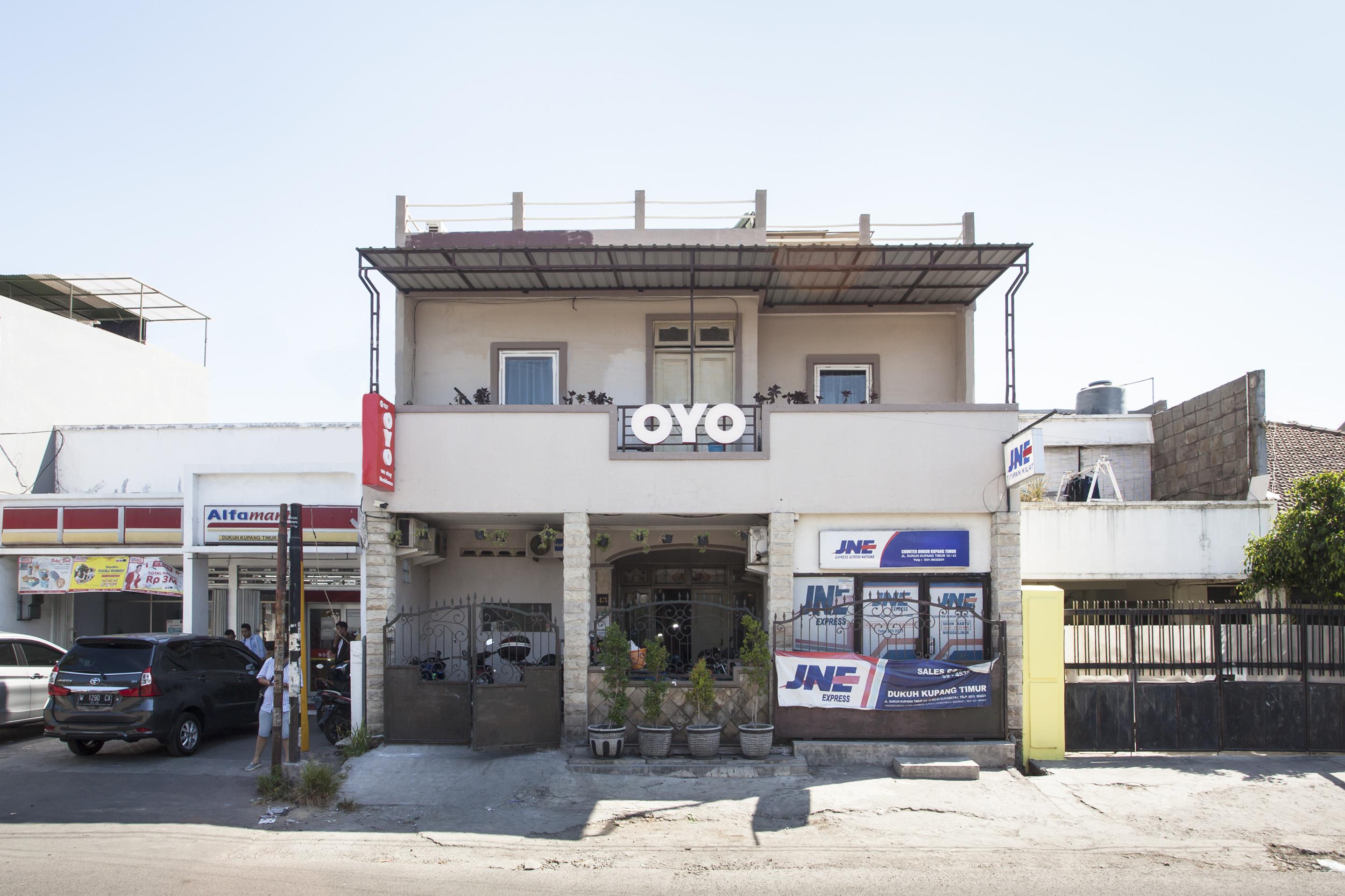 Oyo157吾住公寓 泗水 外观 照片